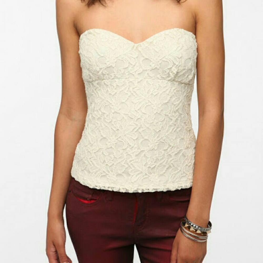 Urban Outfitters Cream Lace Strapless Bustier Camisole